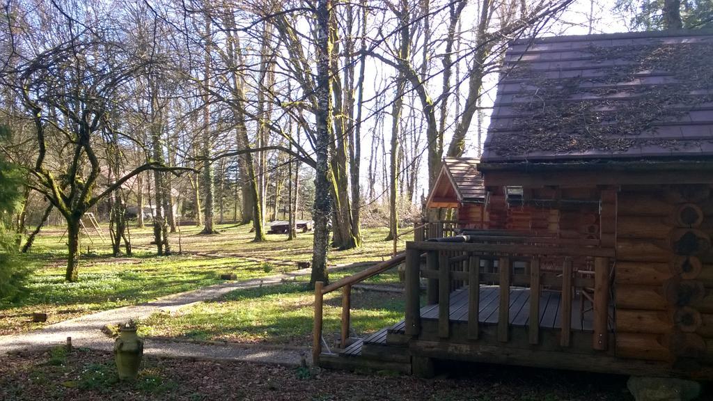 Chambres D'Hotes La Gargaille Alièze Zewnętrze zdjęcie